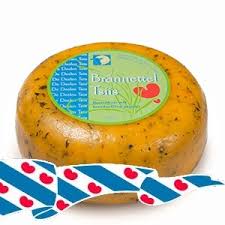 Boerenkaas brandnetel/paprika p/kg.