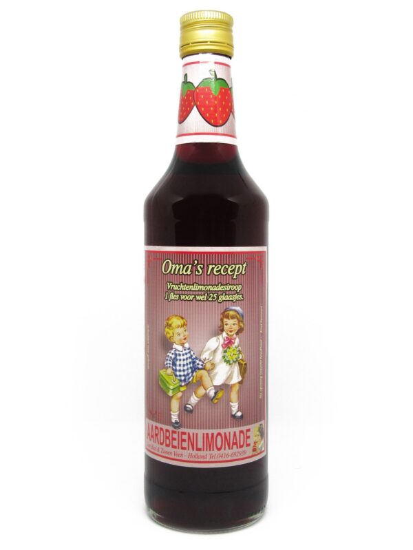Oma's recept aardbeiensiroop 70 cl.