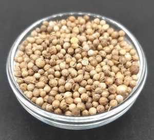 Koriander heel zak 1 kg.