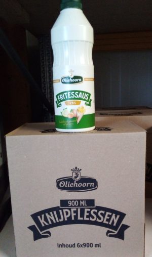 Oliehoorn Fritessaus 6x900 ml.